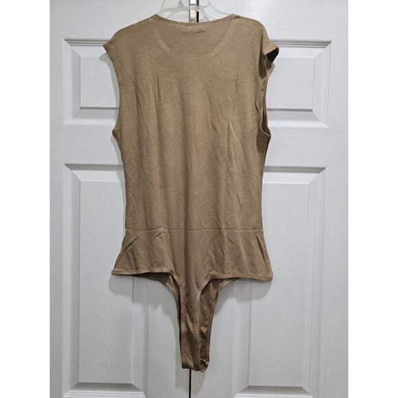 BODYSUIT WE WORE WHAT Size XXL Oat - Picture 5 of 5